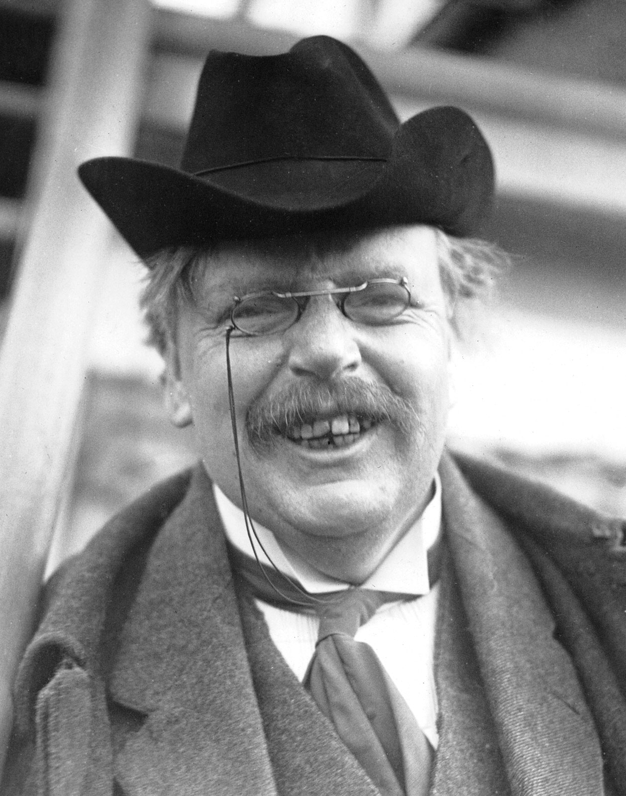 Zęby Chestertona są dość intrygujące...